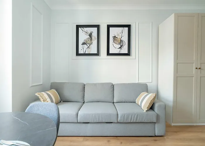 Stylish In The Old Town Of By Renters 波兹南