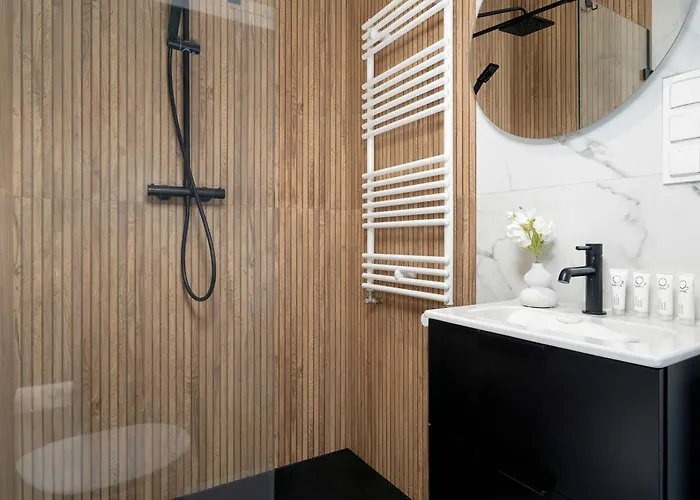 Stylish In The Old Town Of By Renters * 波兹南